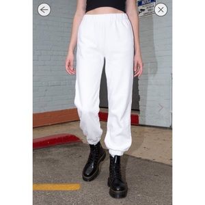 Brandy Melville Rosa Sweatpants